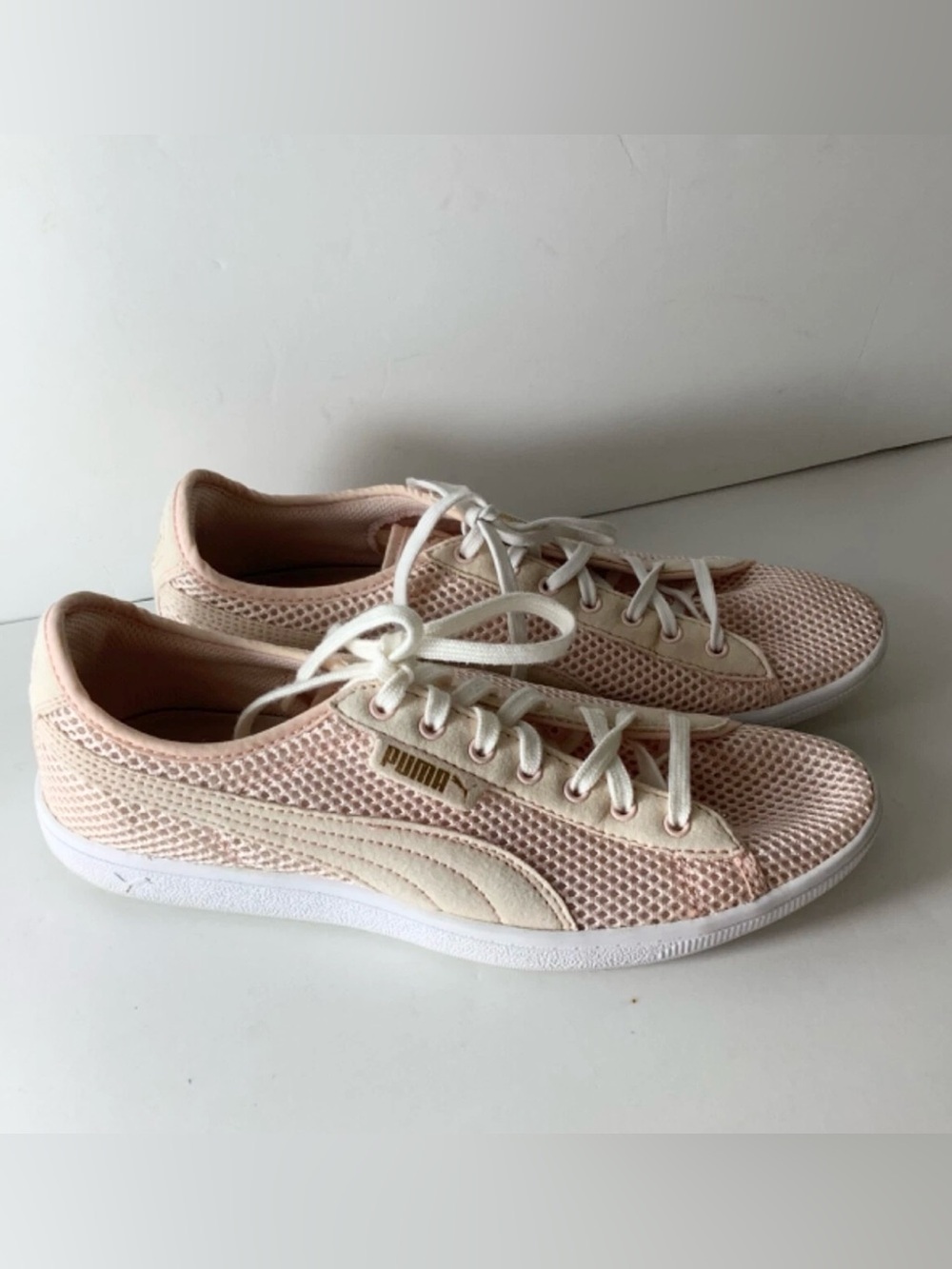 Puma Shoes Womens Vikky Athletic Low Top Sneakers 364721 01 Pink Mesh - Size 7.5
